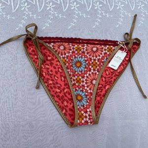 Reversible Aerie bikini bottoms😍